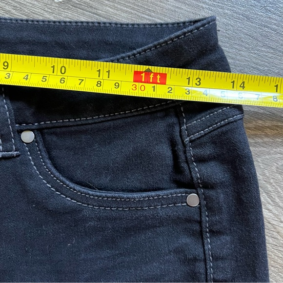 D. Jeans Black Denim Jeans Studded Embellished Back Pockets Women's size 4 - Picture 5 of 7